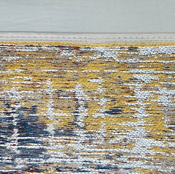 Flat Weave Rug Cotton & Polyester 2x3 FT - Picture 4 of 4